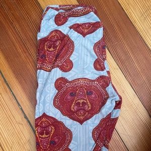 Rare Tween Aztec Bear LulaRoe Leggings